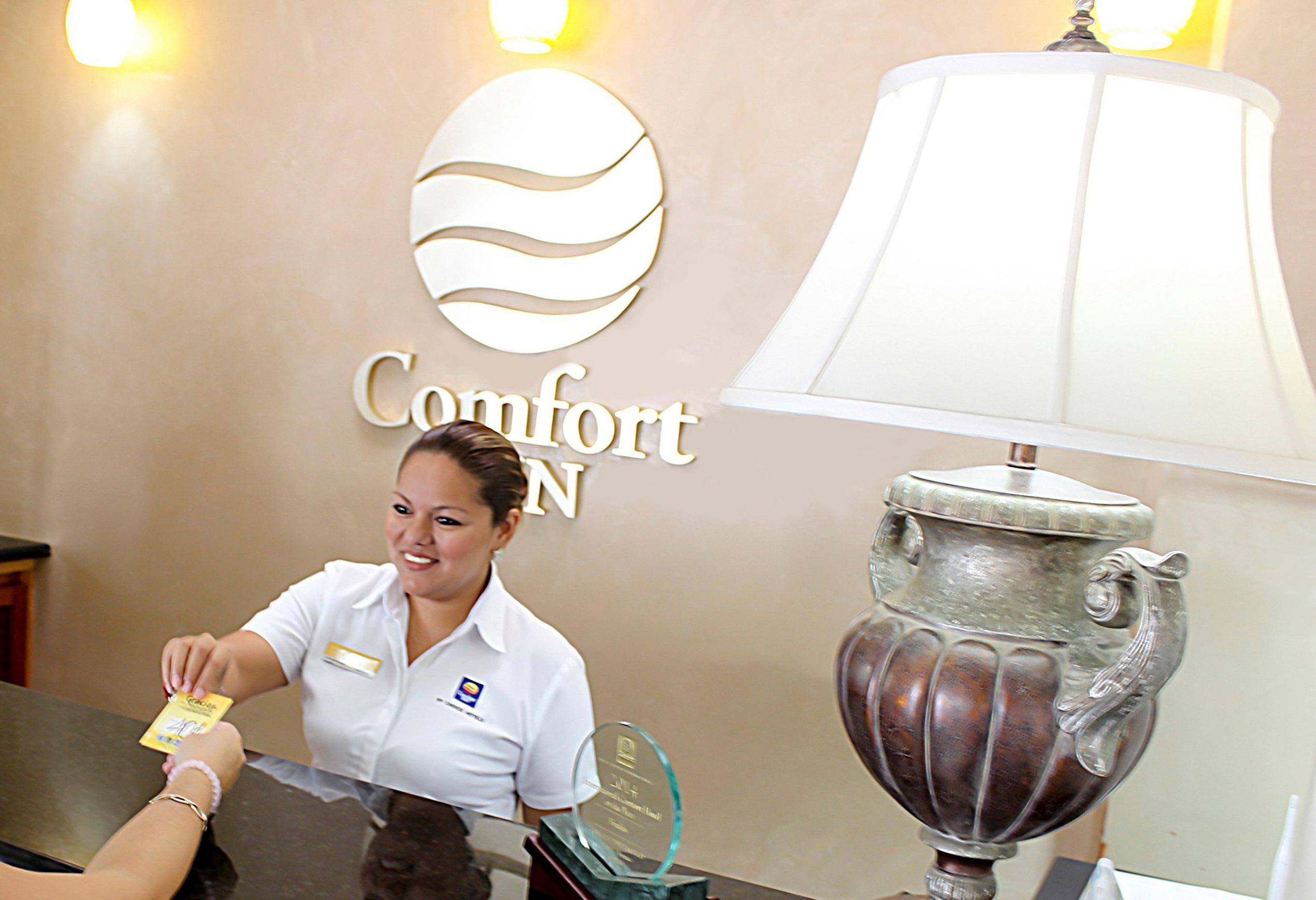Comfort Inn Тампико Экстерьер фото