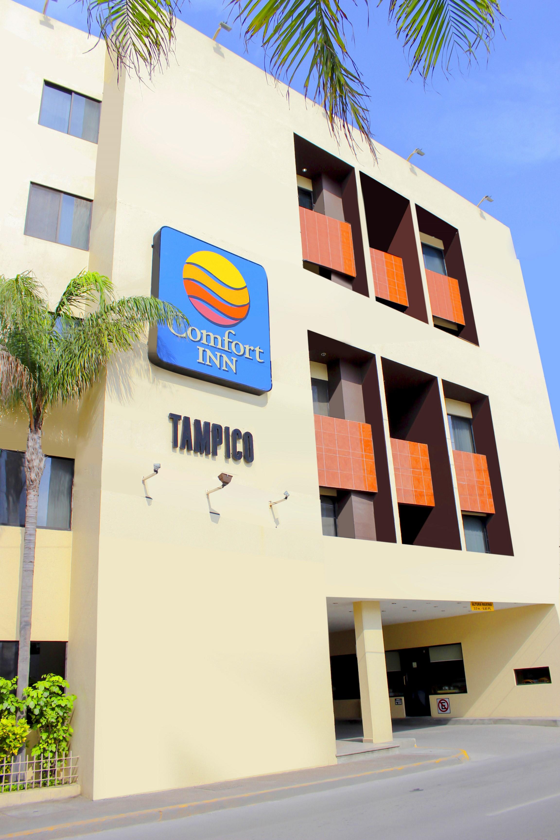 Comfort Inn Тампико Экстерьер фото