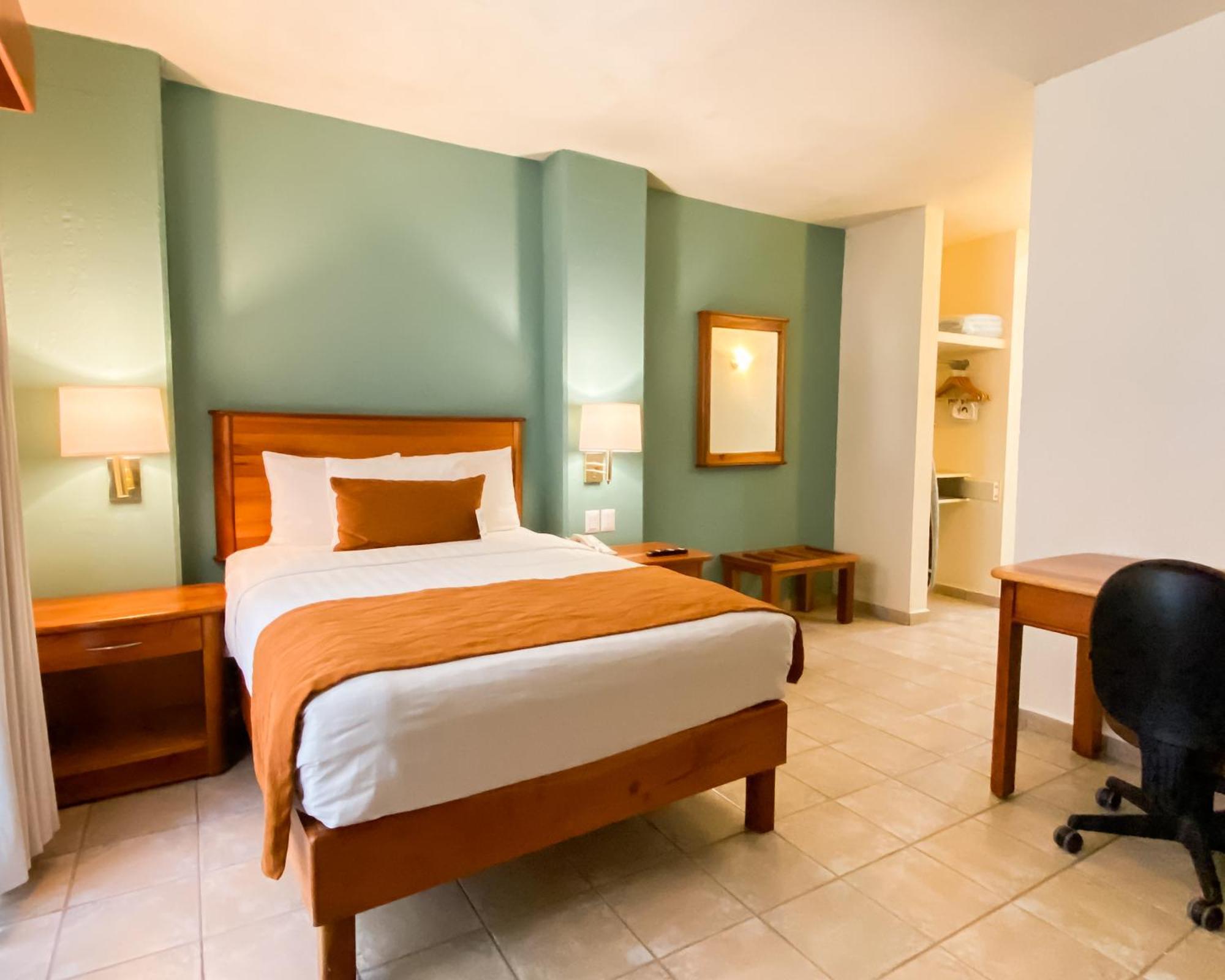 Comfort Inn Тампико Экстерьер фото