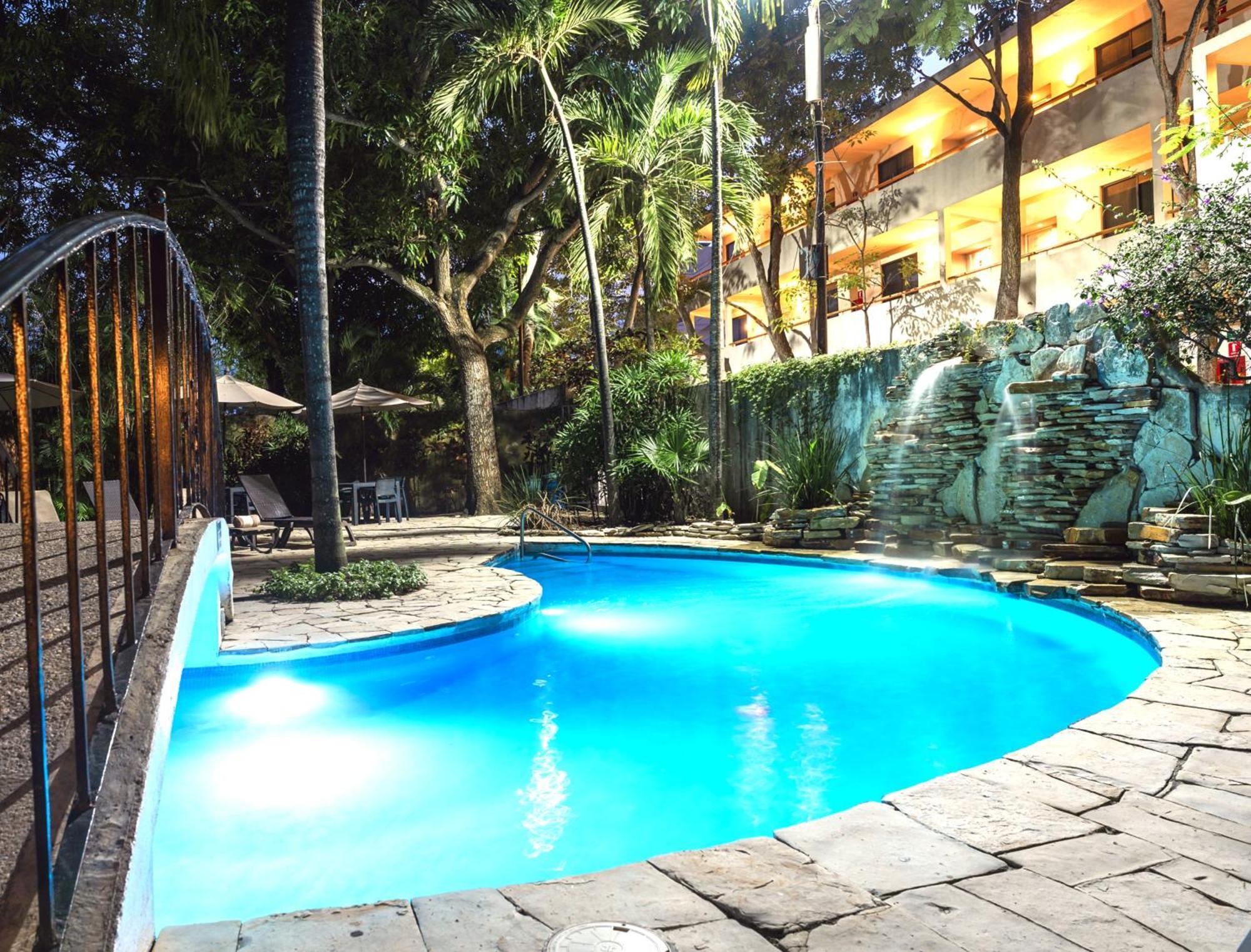 Comfort Inn Тампико Экстерьер фото
