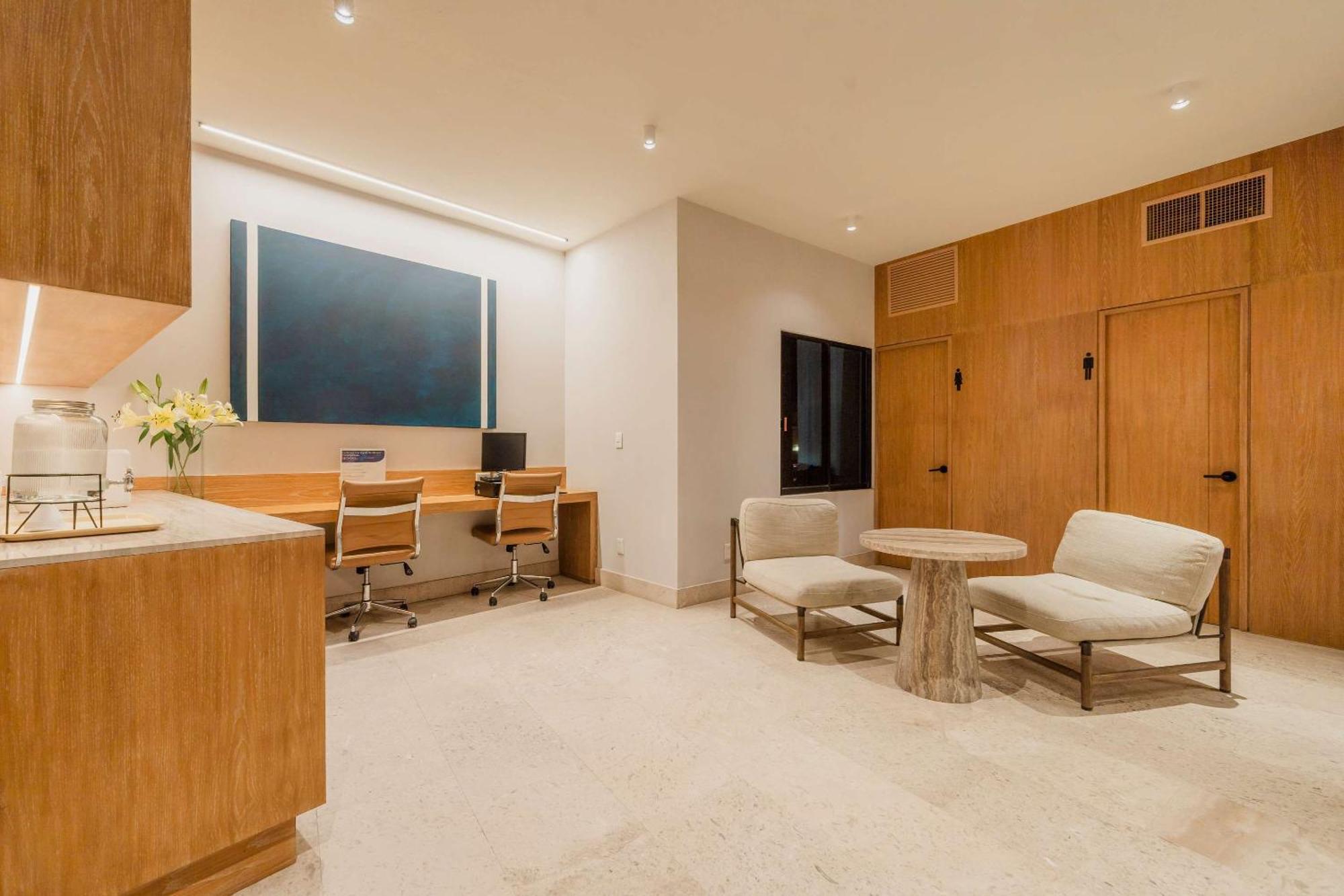 Comfort Inn Тампико Экстерьер фото