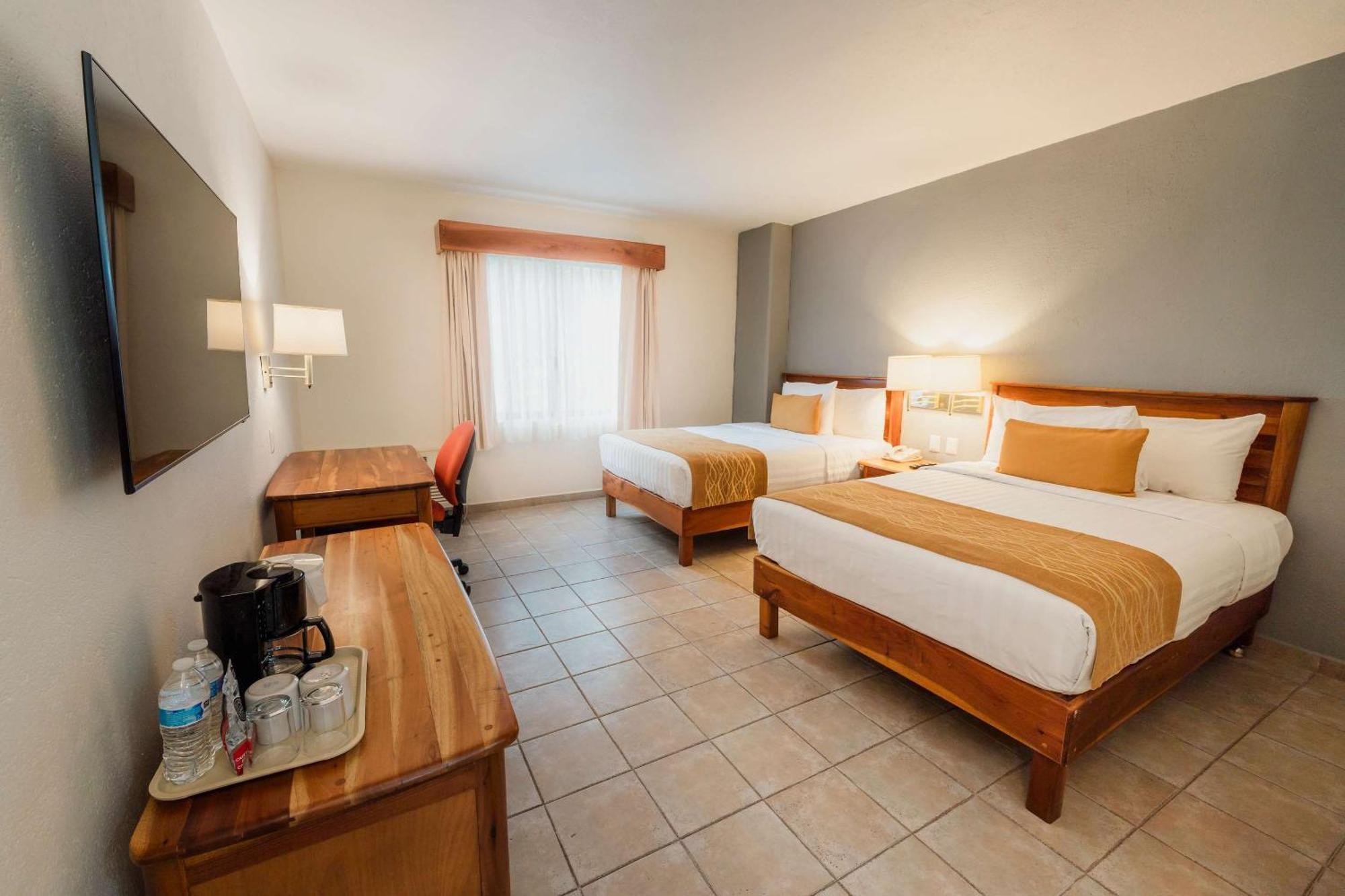 Comfort Inn Тампико Экстерьер фото