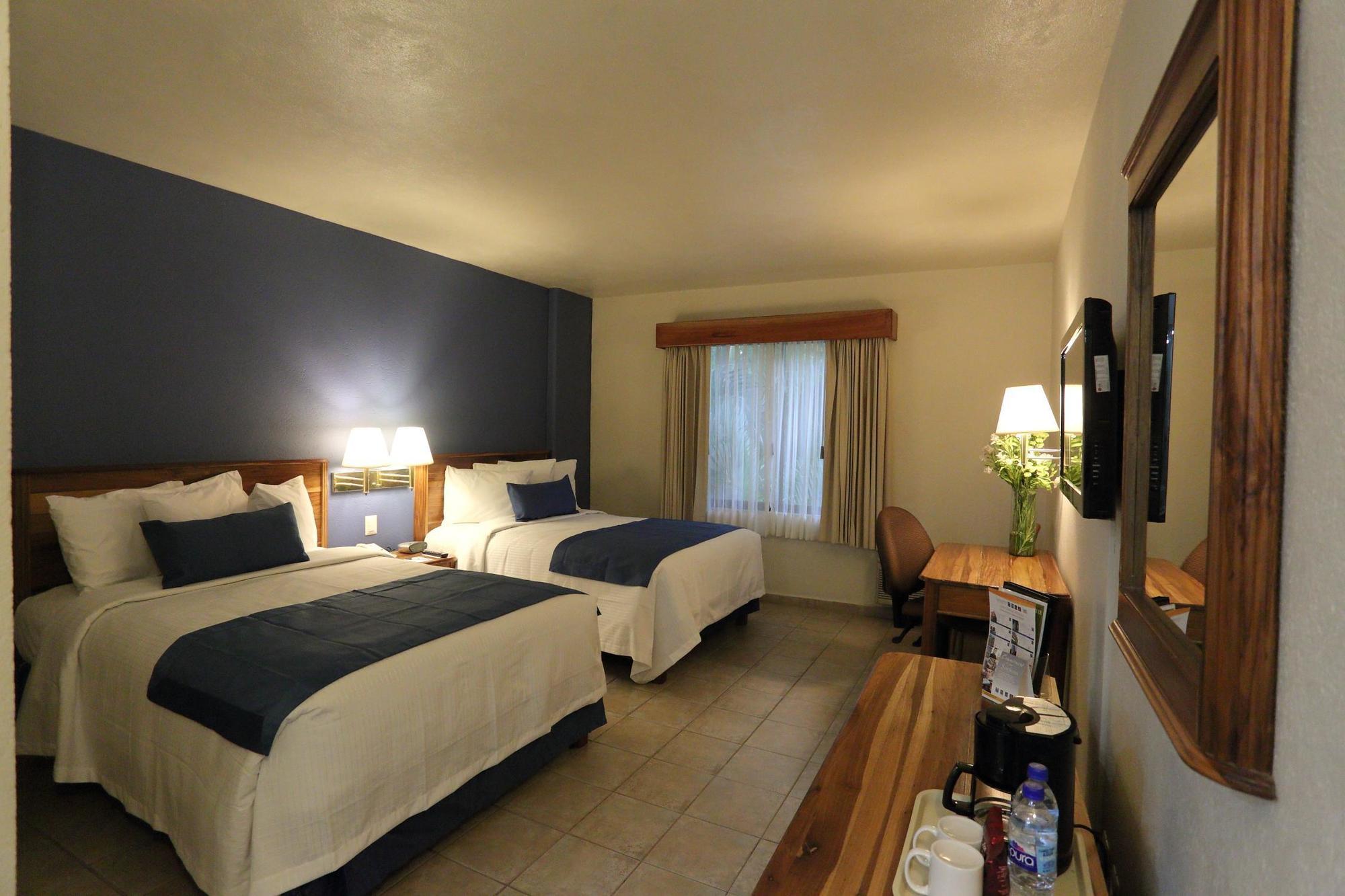 Comfort Inn Тампико Экстерьер фото